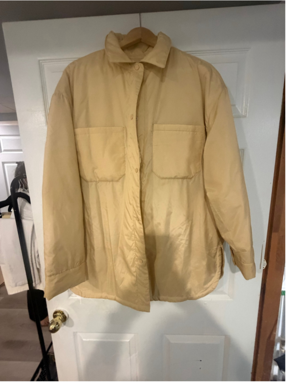 Women's Forever 21 Puffer Jacket Size S Beige